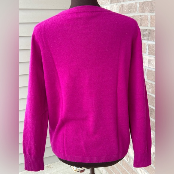 LANDS END sLP 💯cashmere crewneck-LOOKS NEW-Rich magenta-super soft-great quality - Picture 2 of 4